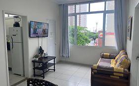 Apartamento 2 suítes Pitangueiras Guarujá